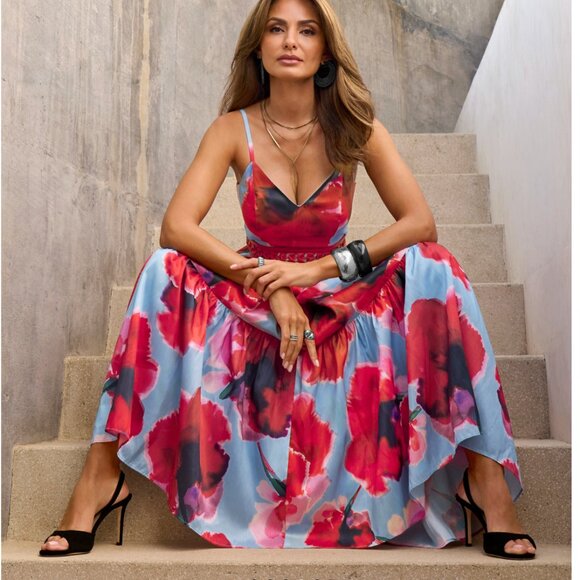 Boston Proper Watercolor Floral Tiered Maxi Gown Size 10 - Picture 4 of 5